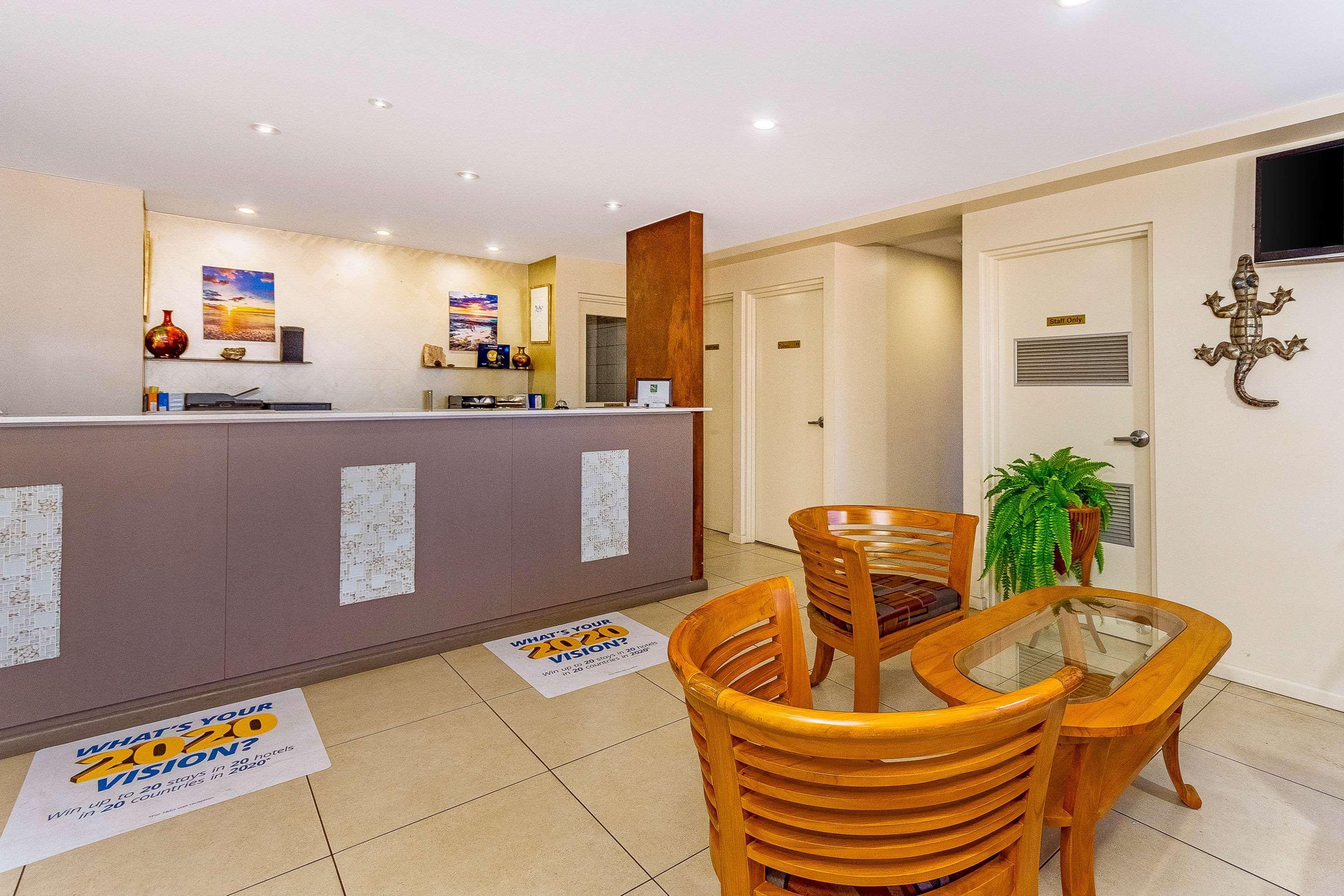 Quality Hotel Darwin Airport Εξωτερικό φωτογραφία A typical apartment kitchen